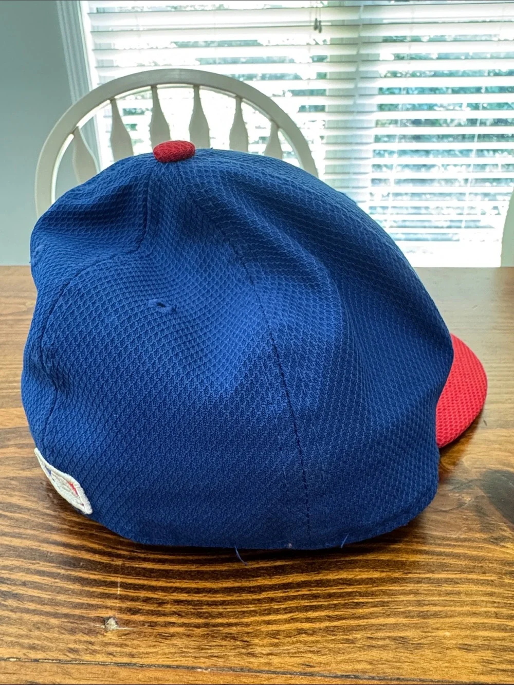 New Era Cubs Blue and Red Baseball Cap. Size 7 55.8cm